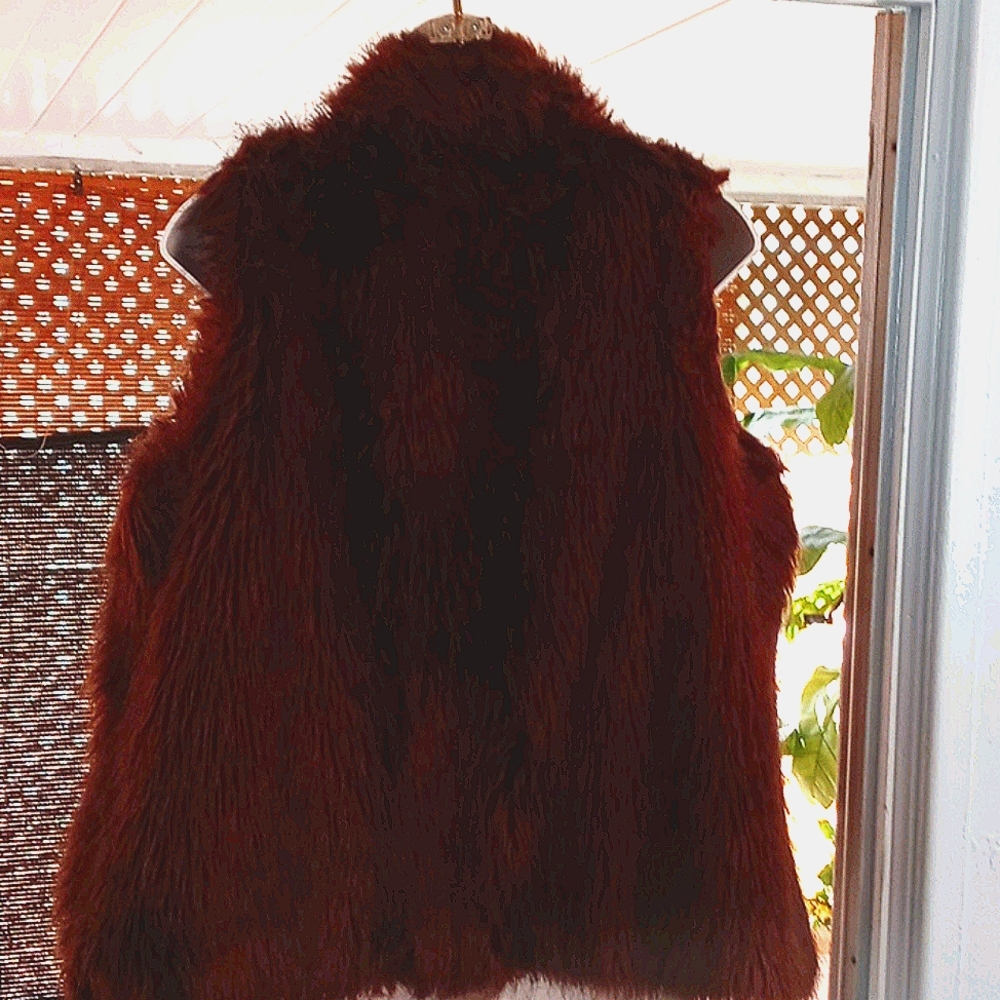 Vest - Picture 2 of 5